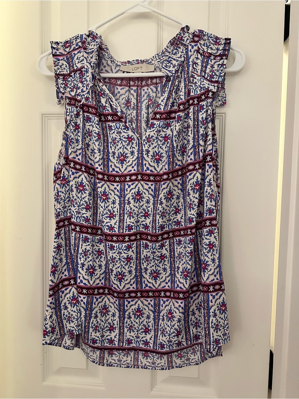 LOFT Printed Sleeveless Top - White with Blue & Burgundy